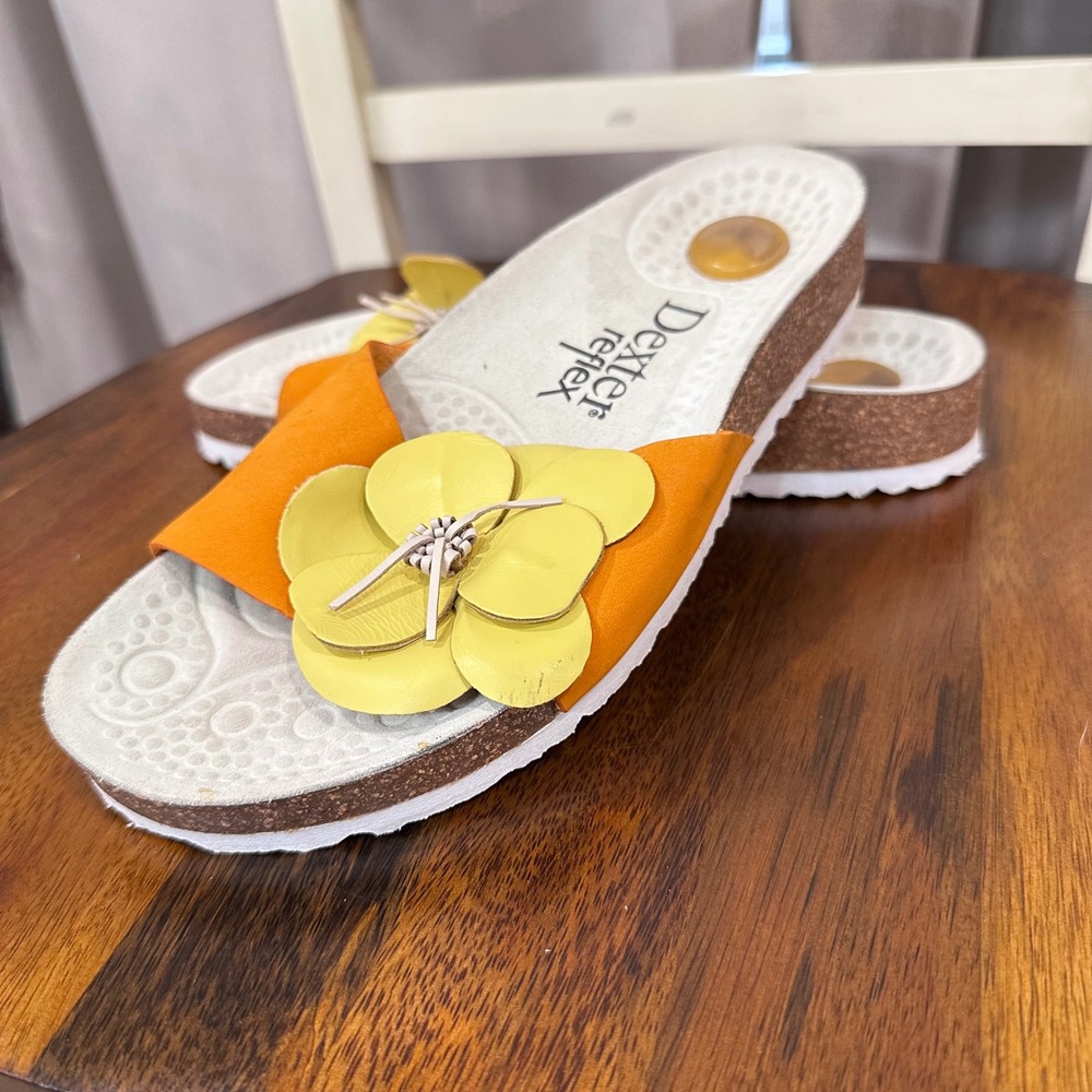 Dexter Reflex Slide Sandals Womens Orange Yellow Leather Floral Flower Size 7M
